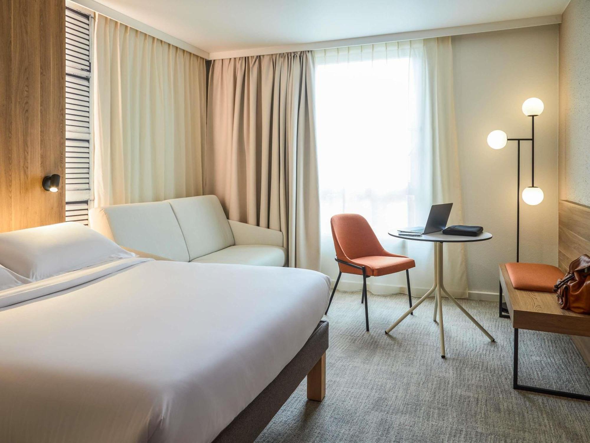 Hotel Mercure Aix En Provence Beaumanoir