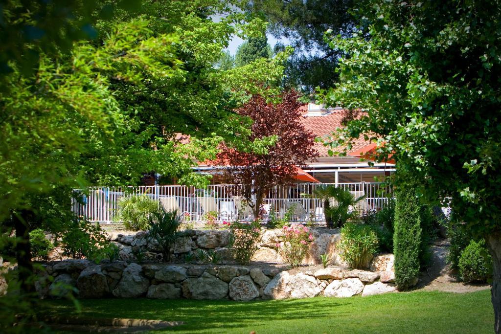 Hotel Novotel Beaumanoir 4*